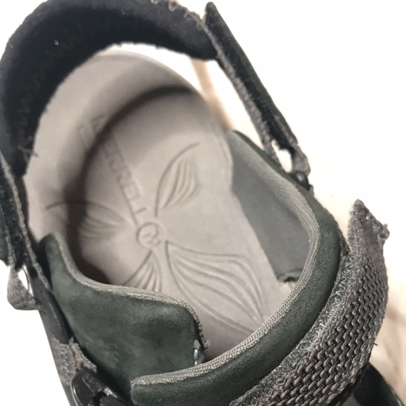 Merrell Azura Black Closed Toe Slingback Water Shoes Sandals Woman’s Size 7 - Picture 12 of 14